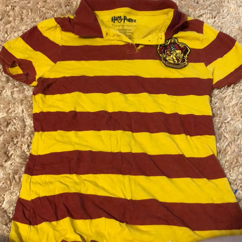 Medium Gryffindor Shirt
